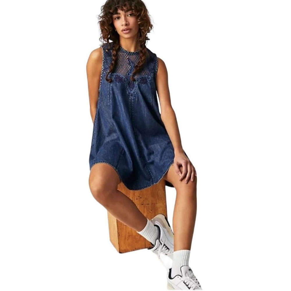 Free People Midi Dress - NWT size medium